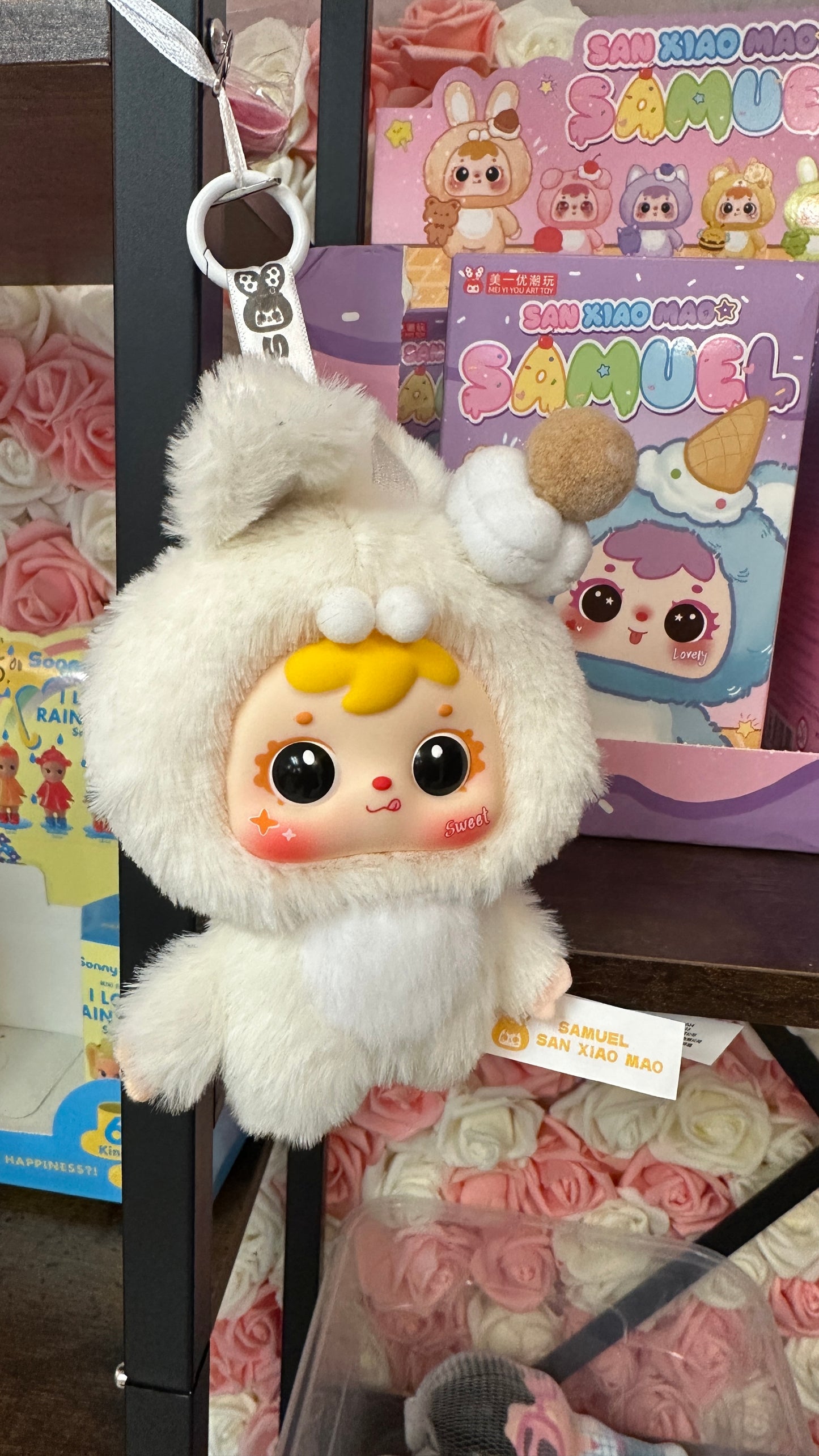 Samuel Ice Cream “Hug” Blind Box