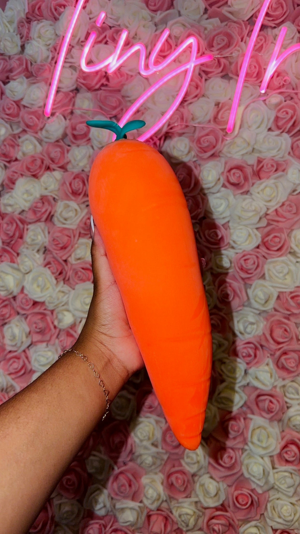 XL Carrot Squish