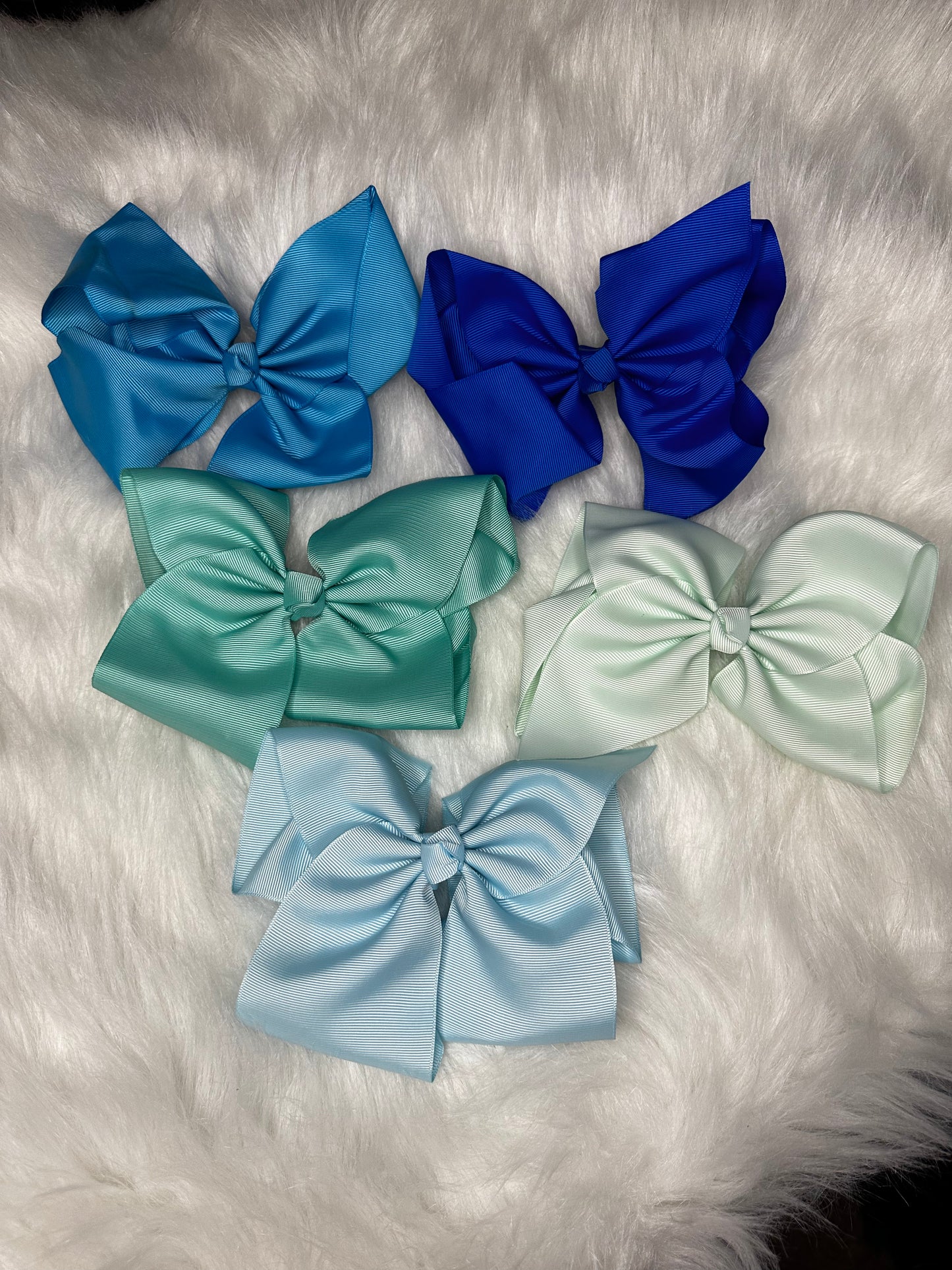 Oversized Ribbon Bows